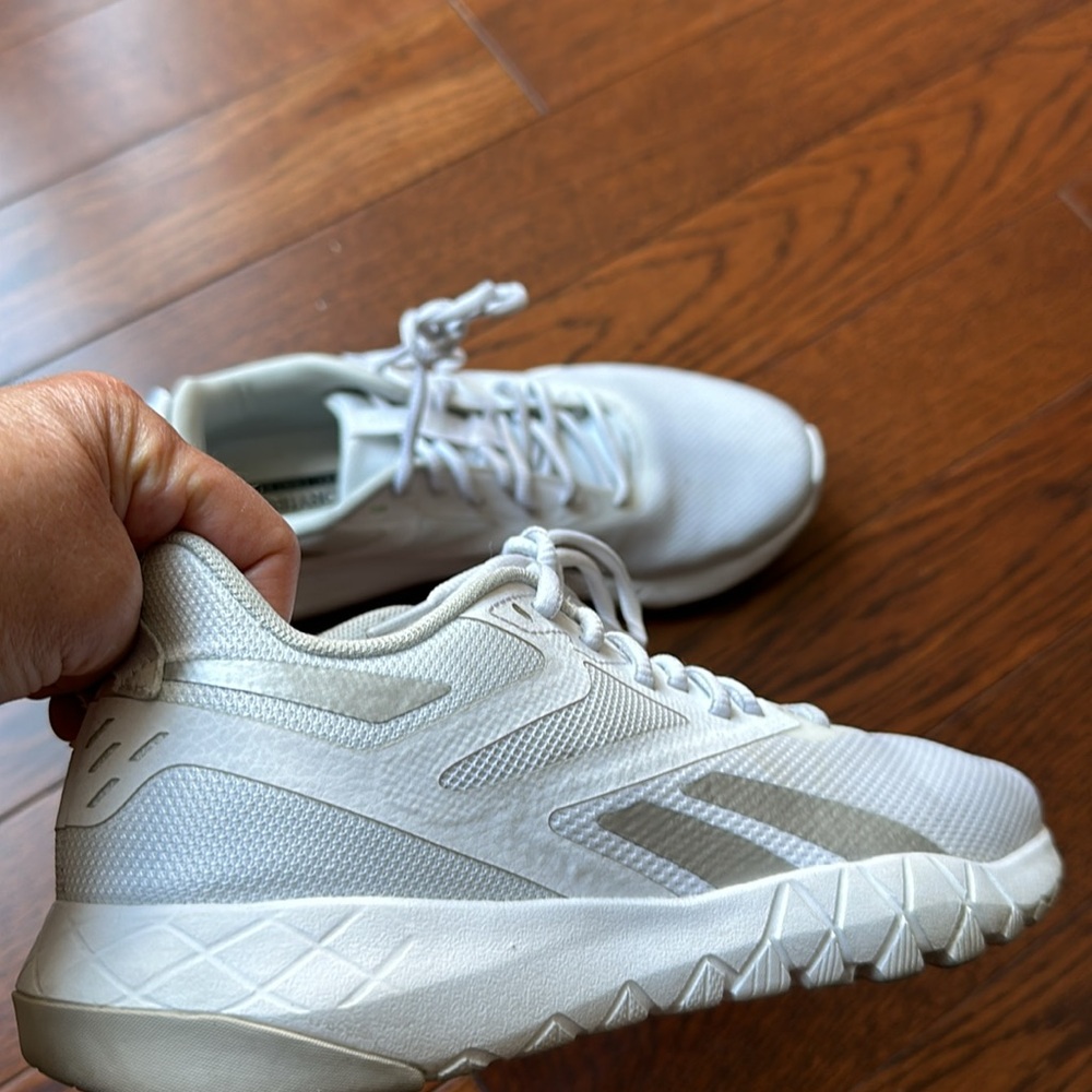 👟 Reebok Training shoes 🛍️🛍️ - Picture 2 of 7